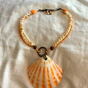 Seashell Necklace 20” drop plus seashell 3.5” seashell w/ Pearl beads. Aloha ☀️